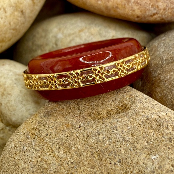 Red Jade Ruyi Knot Band Ring 18K Vermeil Over Sterling Silver Size 8 NWT - Picture 3 of 17